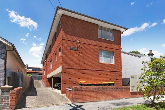 4/116 Moore Street, NSW 2040