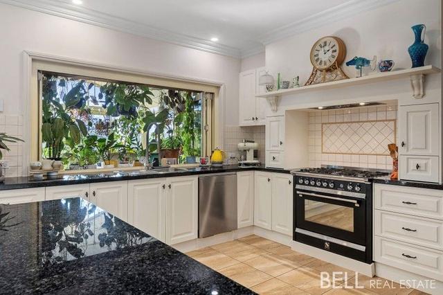 155 Mount Burnett Road, VIC 3810