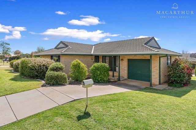 2/1 Tareena Place, NSW 2650