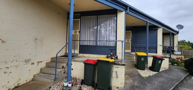 2/4-6 Monash Road, VIC 3825