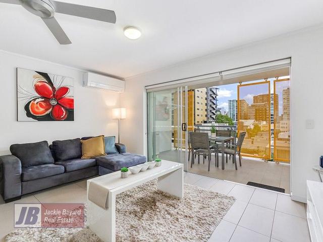 19 Masters St, QLD 4006