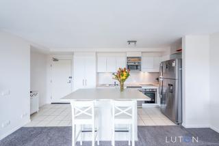 Kitchen with Island Bench