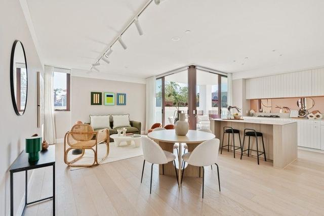 B504/10 Baptist Street, NSW 2016