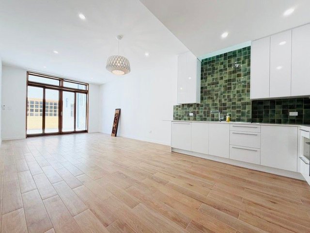 67 Cleveland Street, NSW 2008