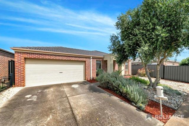 4 Opperman  Place, VIC 3030