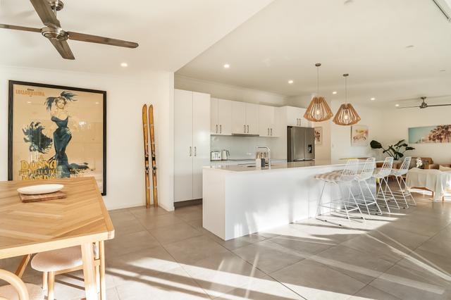 2 & 2A Seaview Street, NSW 2481