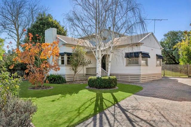 16 Girton Crescent, VIC 3218