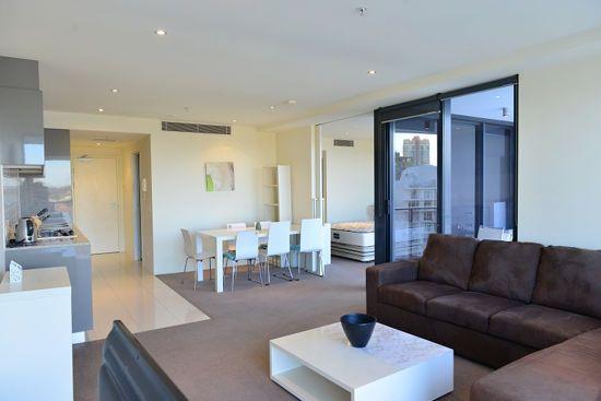 02 4 Wahroonga Place Surfers Paradise Qld 4217, QLD 4217