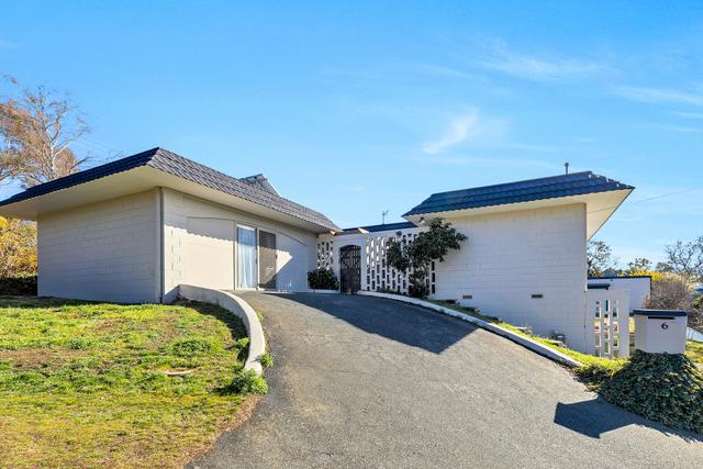 6 Goonaroo Street, NSW 2630