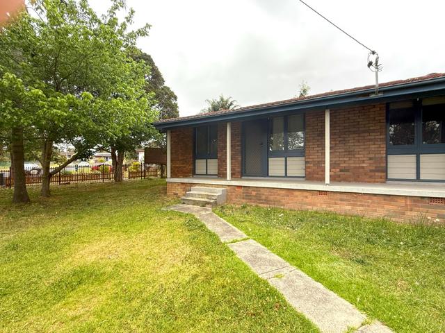 7 Queenborough Street, NSW 2541