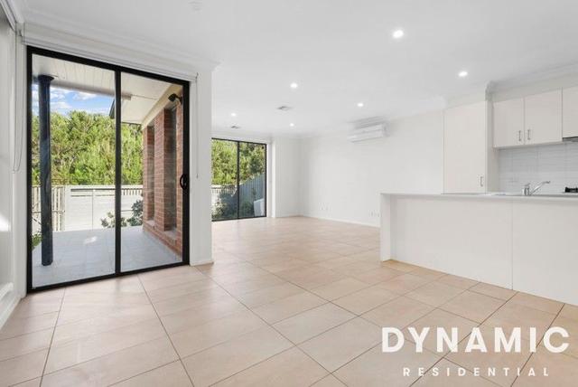 53 Billy Buttons Dr, VIC 3805