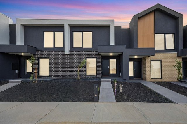 12 Seve Walk, VIC 3978