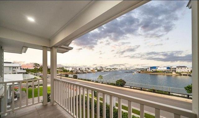 18 Lighthouse  Esplanade, QLD 4020