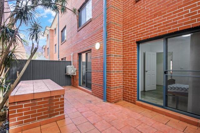 8/27 Station Street West, NSW 2150