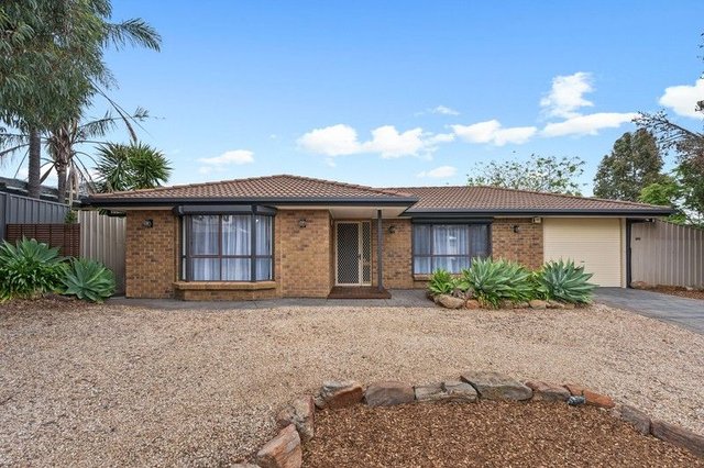 24 St Andrews Way, SA 5162