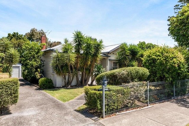 17 McNamara Street, VIC 3072