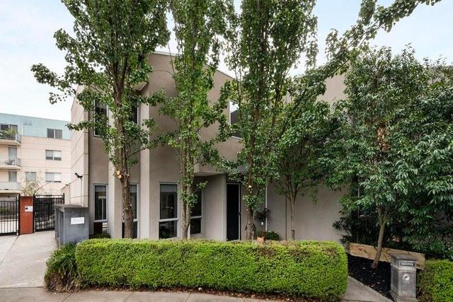 16/1 Manna Gum Court, VIC 3058