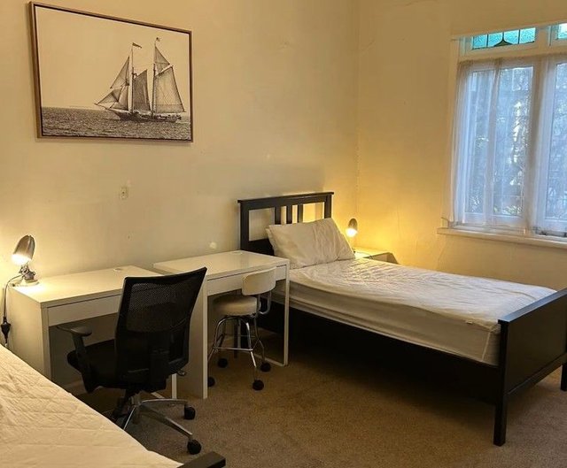 71 Carlisle Street, VIC 3182