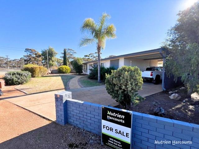 12 Omega Street, WA 6426