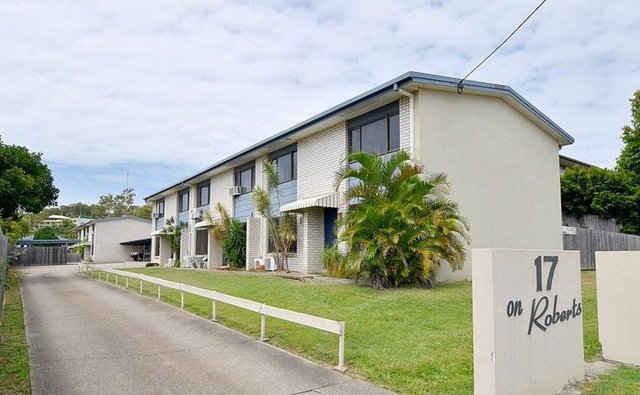 2/17 Roberts Street, QLD 4680