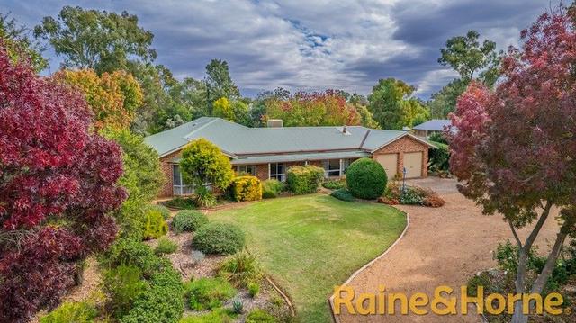 11 Colony Crescent, NSW 2830