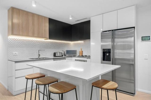 218/21 Duncan Street, QLD 4101