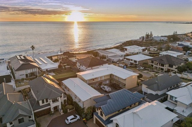 5/10 Lawley Street, WA 6020
