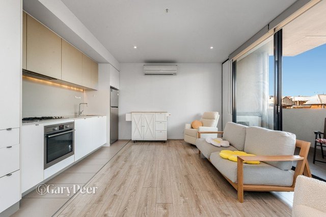 6/3 Morton Avenue, VIC 3163