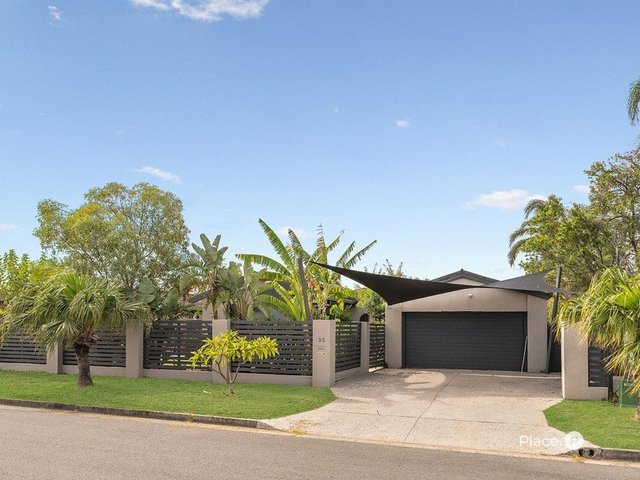 33 Southern Cross Drive, QLD 4020