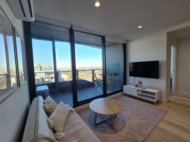 1008/2 Hallenstein Street, VIC 3011