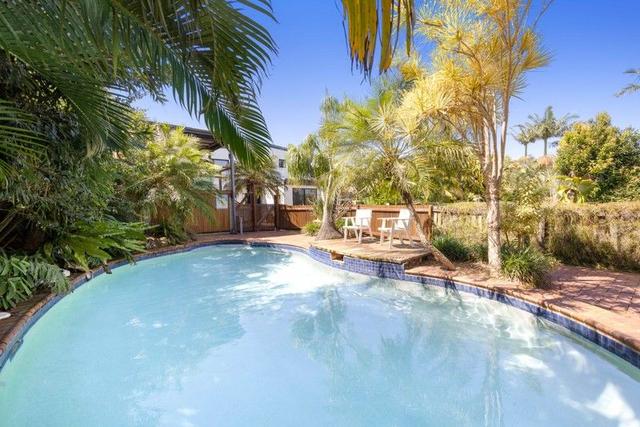 202 Centenary Heights Road, QLD 4573