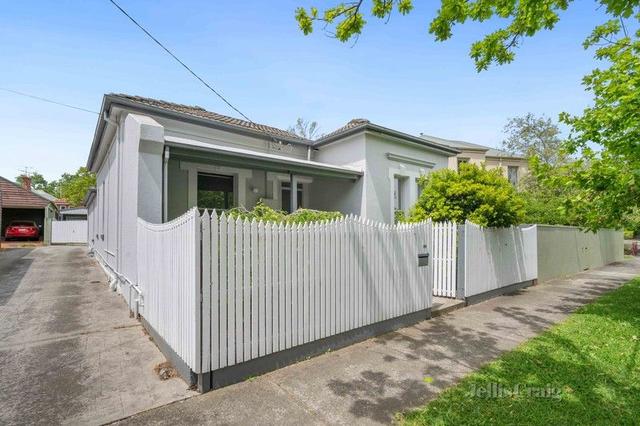 204 Doveton Crescent, VIC 3350