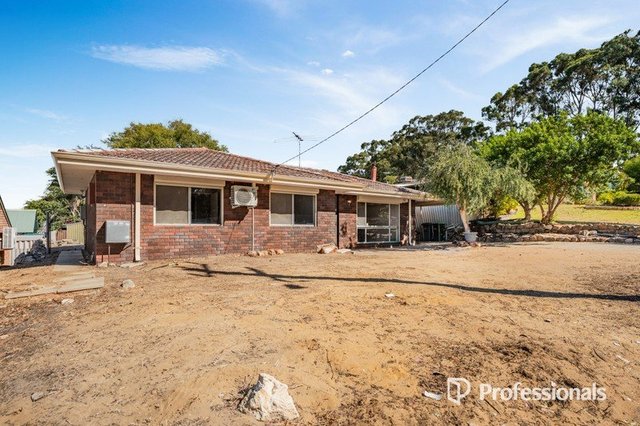 34 Paltara Way, WA 6065