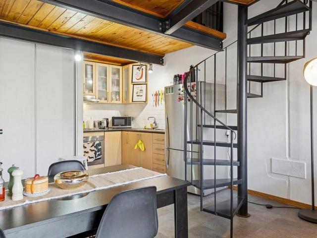 9/3 Greenway Street, WA 6000