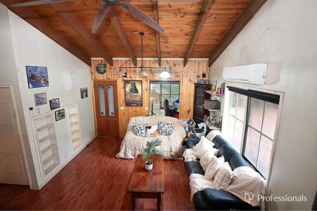 12 Glenvalley  Crescent, VIC 3139