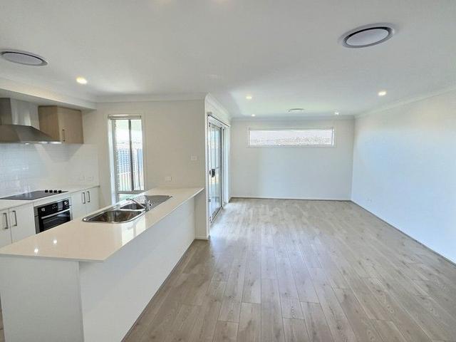 4a Linaria Wy, NSW 2321