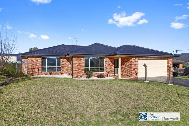 17 Garden Street, NSW 2352
