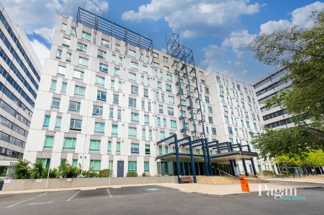 2203/570 Lygon Street, VIC 3053