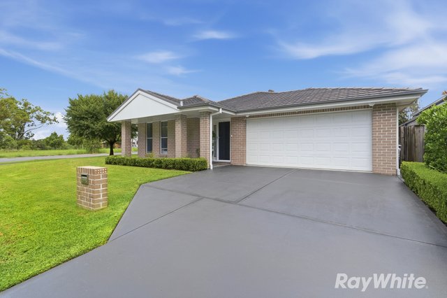 2/25 Redgum Circuit, NSW 2320