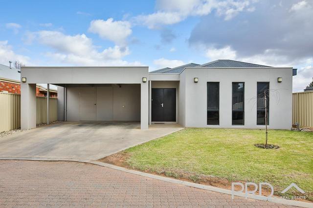 2/22 Philippa Crescent, VIC 3500