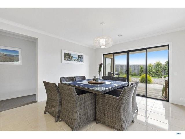 16 Almeida Close, VIC 3228