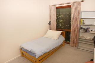 Bedroom 3 (2005-04-01)