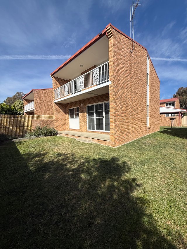 2/9 Torpy Place, NSW 2619