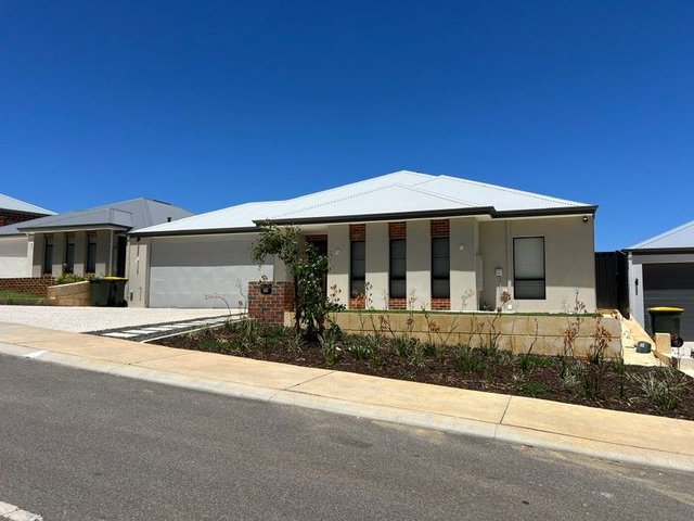 14 Narellan Loop, WA 6055