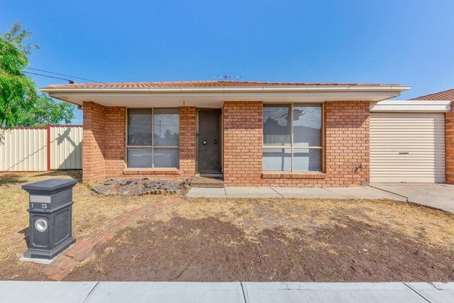 1/13 Branston Road, VIC 3021