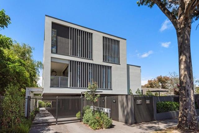 2/4 Stanley Avenue, VIC 3192