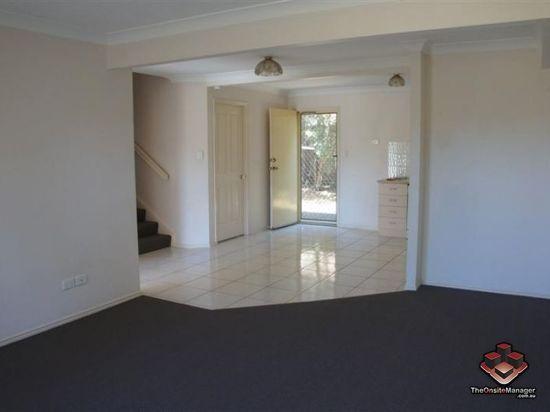 3 121 Golden Avenue, QLD 4116