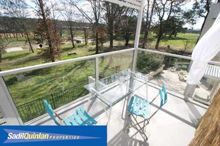 Balcony (2015-09-08)