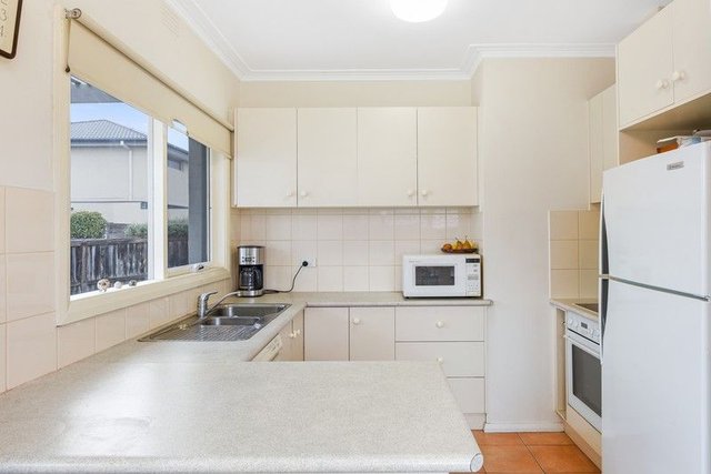 1/36 Cambridge Drive, VIC 3150