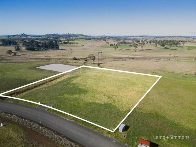 114/null 52 Varley Court, NSW 2350